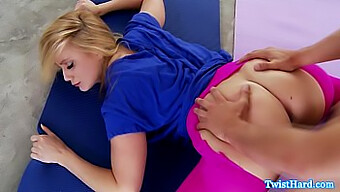 Keterampilan Deepthroating Aj Applegate Yang Mengesankan Dari Seorang Wanita Pirang Berpayudara Besar Dalam Aksi.