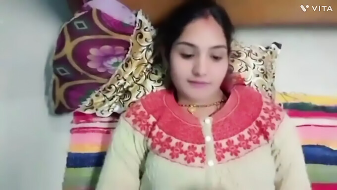 Bhabhi Indiană Din Spatele Sexului Cu Fratele Ei Vitreg În Public